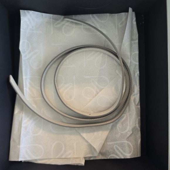 Polene Numéro Dix Edition Textured Chalk, like new with box - Picture 12 of 14